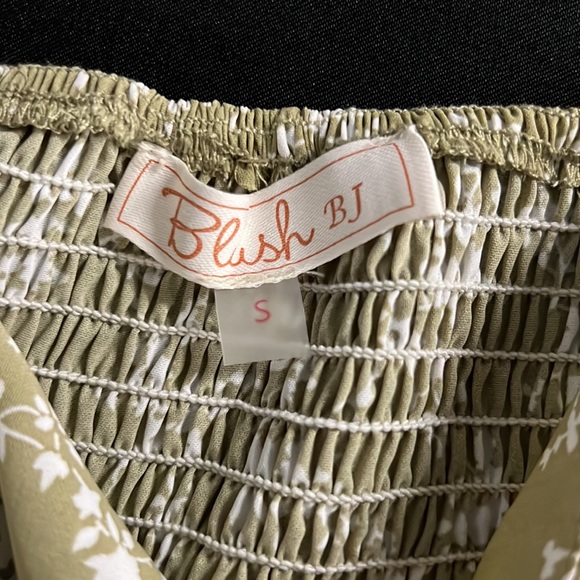 Blush shirt - Picture 3 of 4